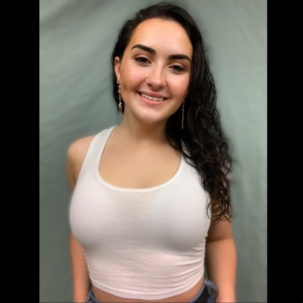 Meet your Posher, Liz